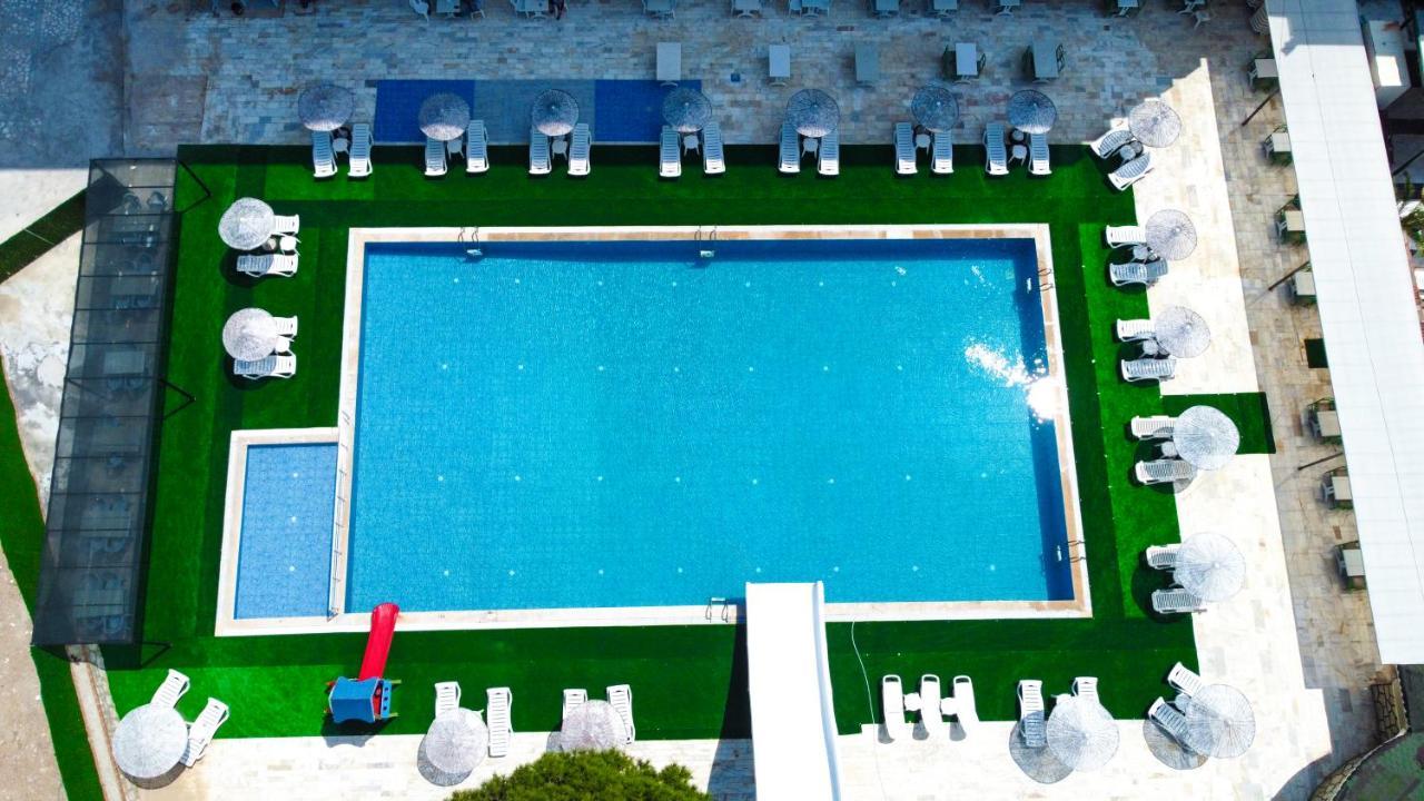 Hotel First Class דידים מראה חיצוני תמונה