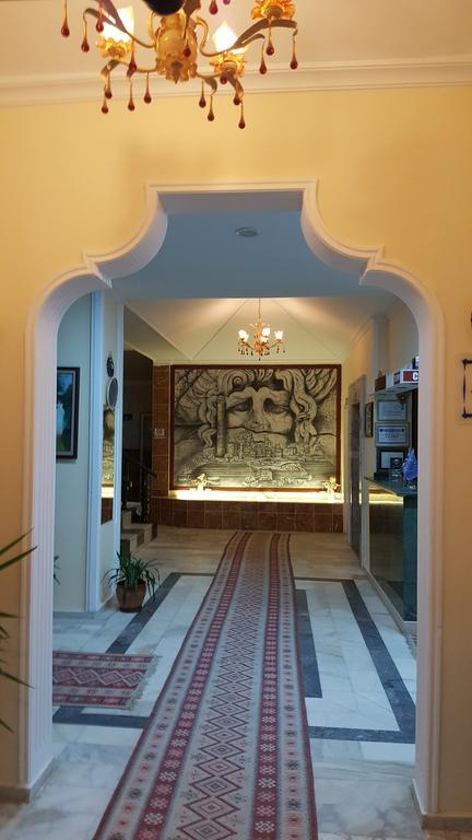 Hotel First Class דידים מראה חיצוני תמונה